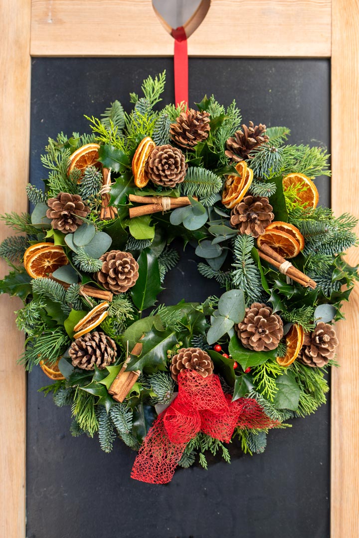 Spiced Crimson Wreath